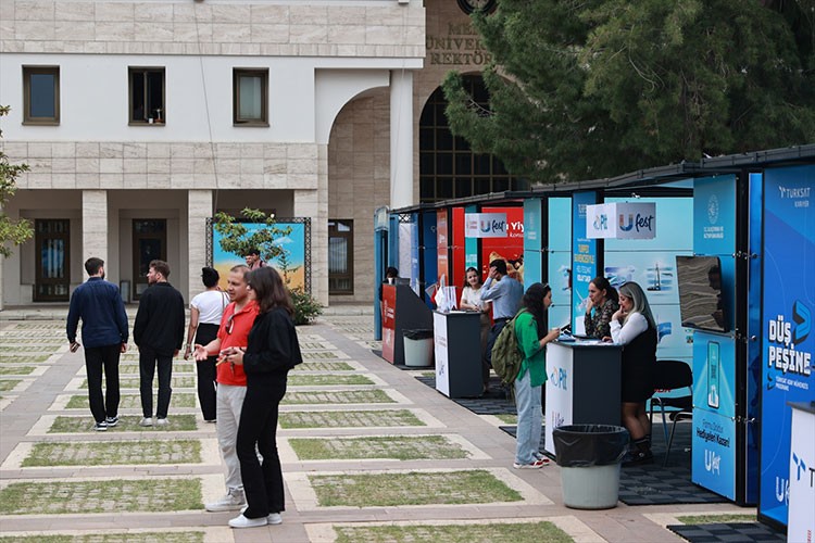 Mersin'de ulaşım sektörünün gençlik festivali "UFEST" başladı