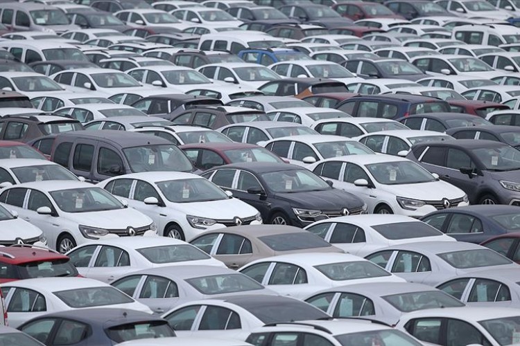 AB'de yeni otomobil satışları martta hızlı arttı
