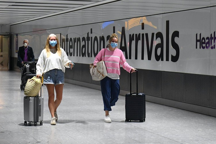 Almanya'da önlemler 18 Nisan'a kadar uzatıldı