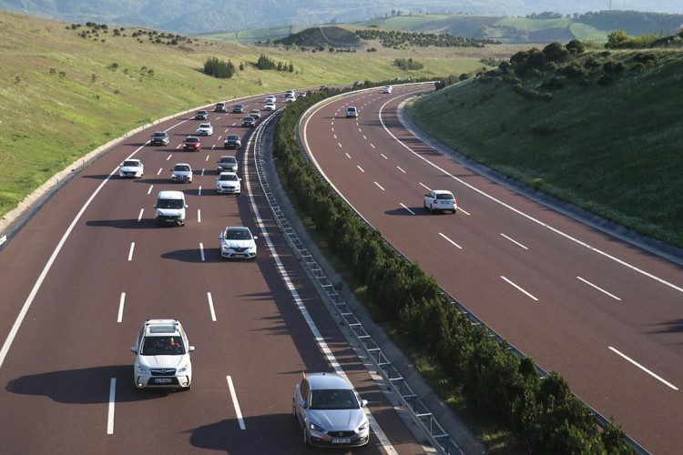 İstanbul-İzmir Otoyolu ile karbon emisyonu 402 bin ton azaltıldı