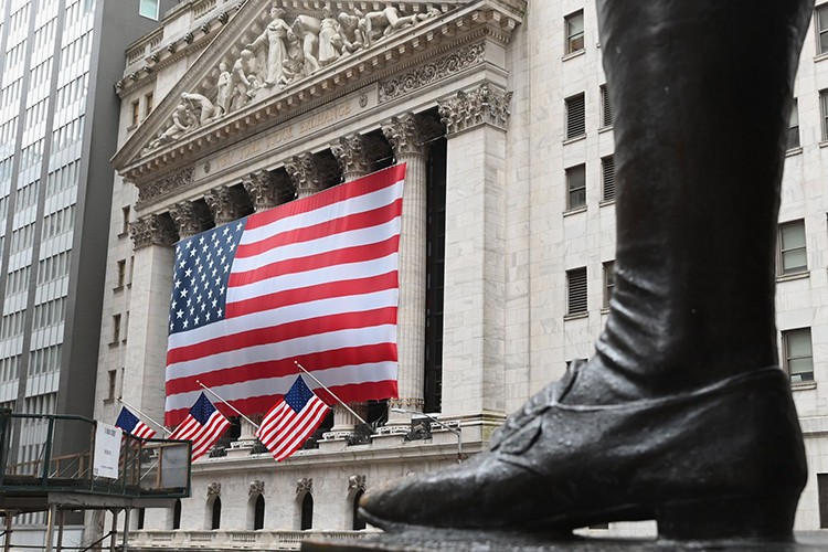 Wall Street'te sert düşüş
