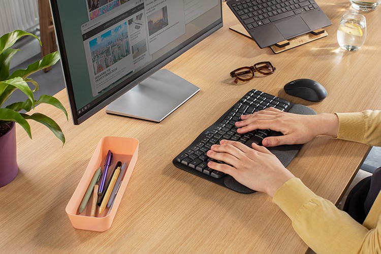 Logitech, Yeni Klavyesi Wave Keys'i Tanıttı