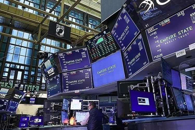 New York borsası düşüşle açıldı