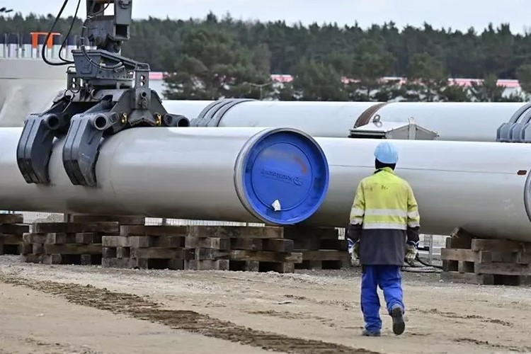 Rusya'yla çalışan firmalara tehdit