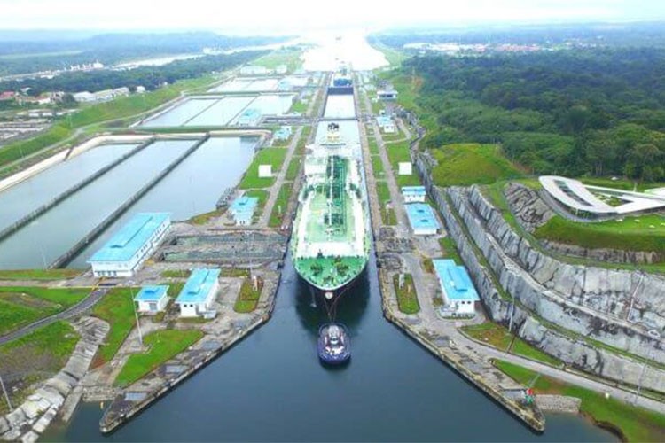 Panama Kanalı'nda gemi trafiğinde toparlanma görülüyor