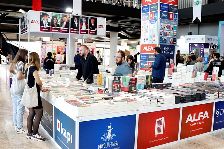 14. Kocaeli Kitap Fuarı kapılarını açtı