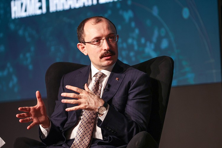 "Hizmet ihracatını 100 milyar doların üzerine çıkaracağız"