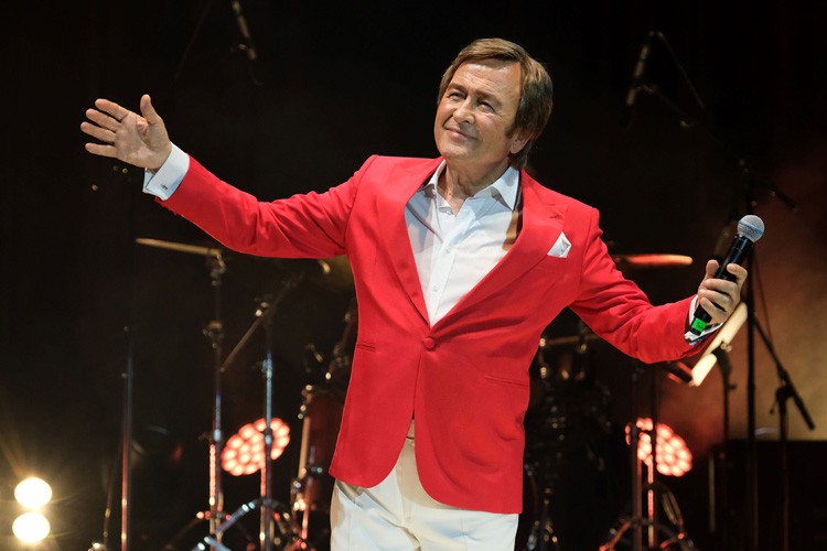 Erol Evgin'e coşkulu koro