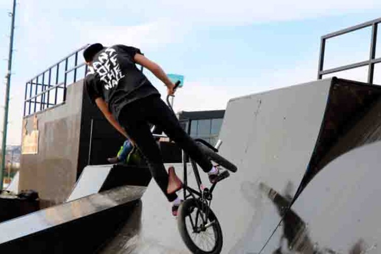 Kartal'a Skate Park ve Grafiti Alanları