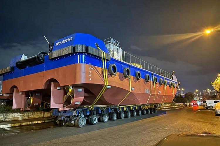 Atlantis Marine'den çok amaçlı yeni bot