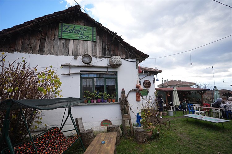 Ata yadigarı evde geçmişi yaşatıyor