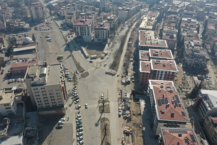 Depremlerin merkez üssü Kahramanmaraş havadan görüntülendi