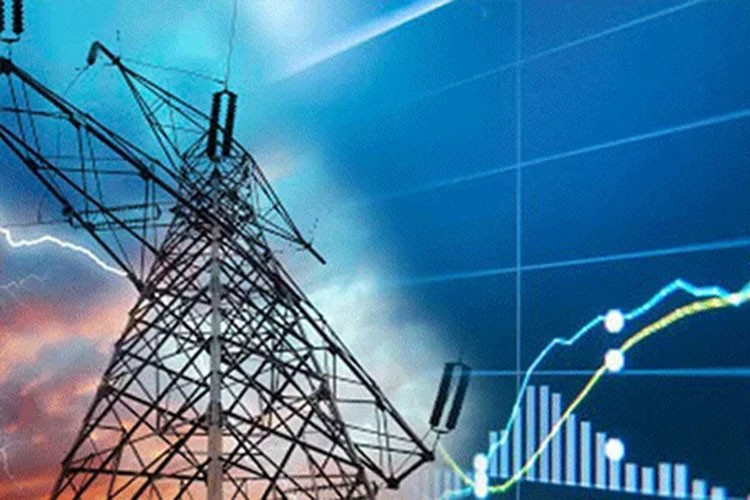 Toplayıcı tesislerde elektriksel güç en fazla 2 bin megavat olacak