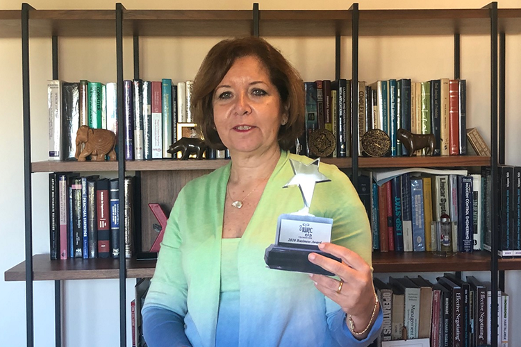 Prof. Aytül Erçil'e anlamlı ödül