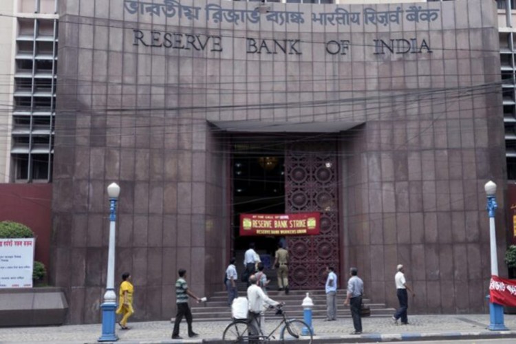 Hindistan faizi 50 puan artırdı