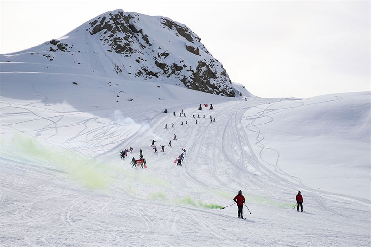 Merga Bütan Kayak Merkezi'nde sezon açıldı