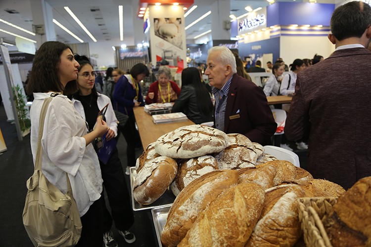 Un üretimine Metaverse dünyası da dahil oldu