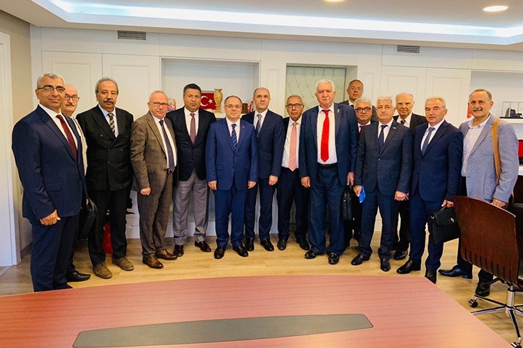 Madencilik % 9.2 küçüldü