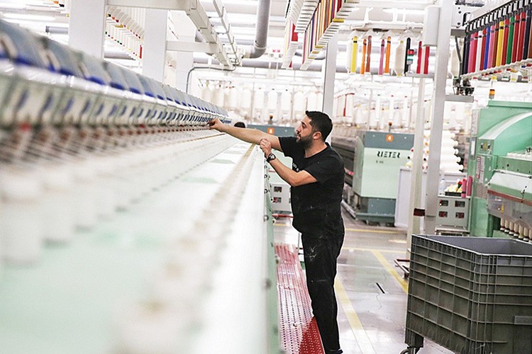 Serbest bölgelerdeki ihracat artışı KOBİ'lere yarıyor