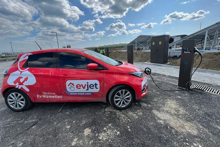 Elektrikli Araçlar, Çevreye ve Ülke Ekonomine Katkı Sağlıyor
