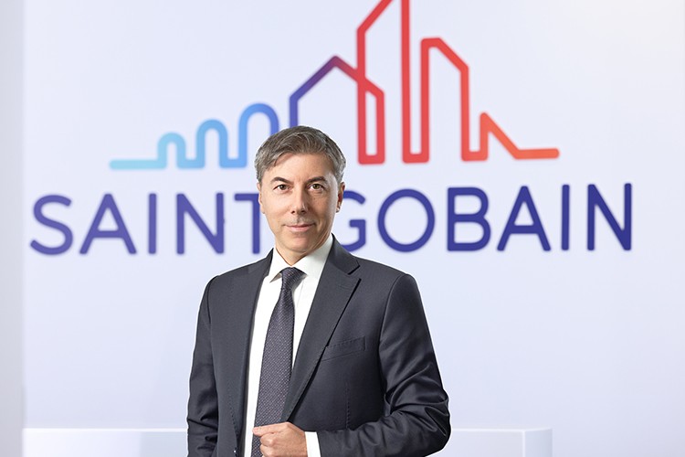 Saint-Gobain Türkiye'nin yeni CEO'su Murat Savcı oldu