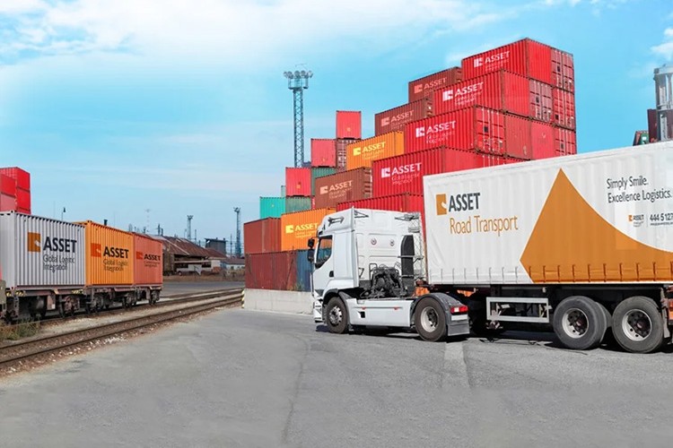 Yetkilendirilmiş Yükümlü Sertifikası"nı teslim aldı