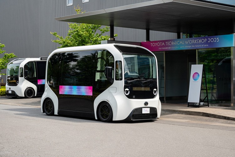 Yeni Teknolojilerle Otomobillerin Geleceğine Yön Verecek