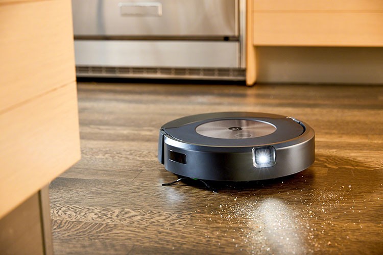 Süpürge ve paspas aynı zamanda