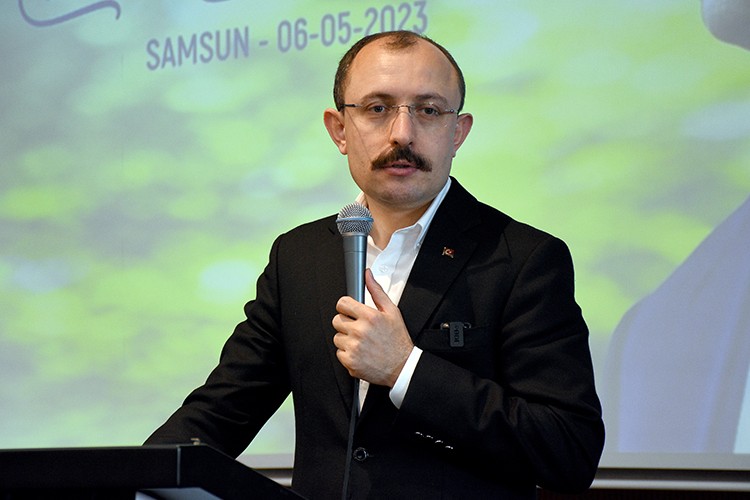 "Türkiye'nin müreffeh bir ülke olmasını sağlamayı hedefliyoruz"