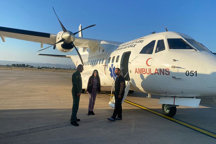 Ambulans uçak organ nakli için havalandı