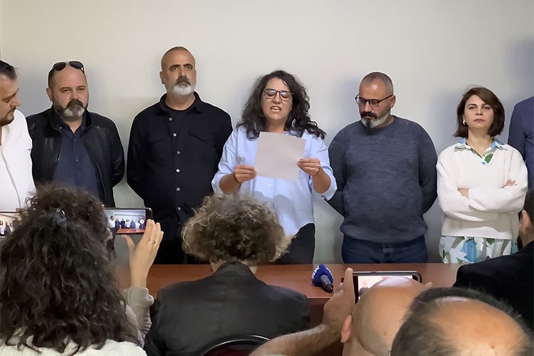 Genel İş Anadolu Yakası 1 No'lu Şubenin yönetimi istifa etti