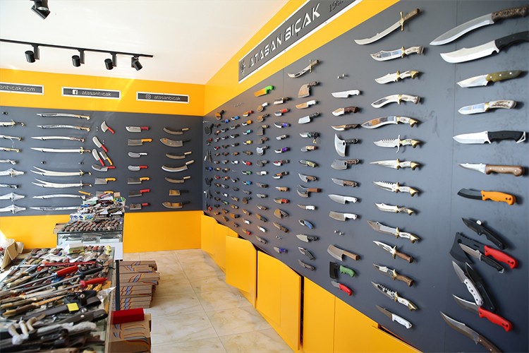 Makas ve bıçakları 70'ten fazla ülkeye ihraç ediyorlar