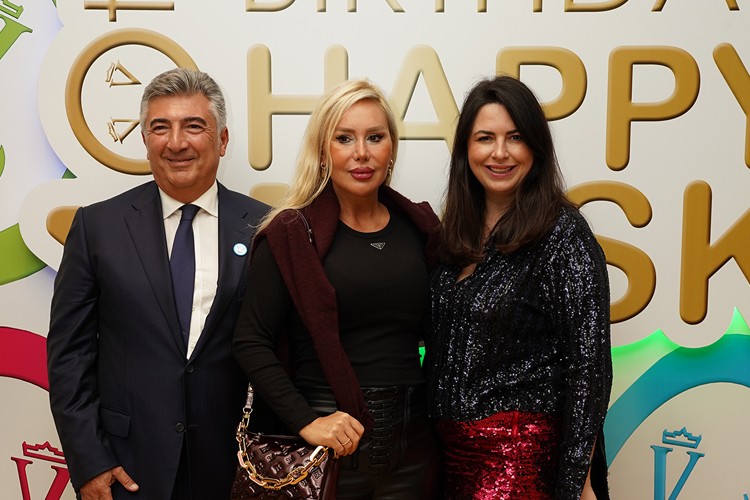 Valmont Happy Mask ile mutlu bir davet