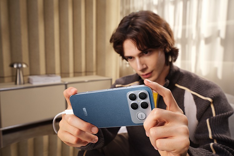 Poco F8 serisi amiral gemisi ligine çıktı