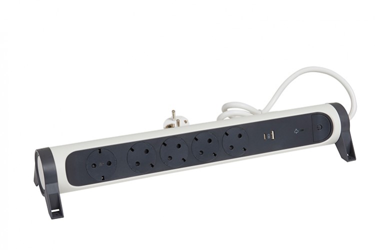 Hergün 8.6 milyon yıldırım düşüyor