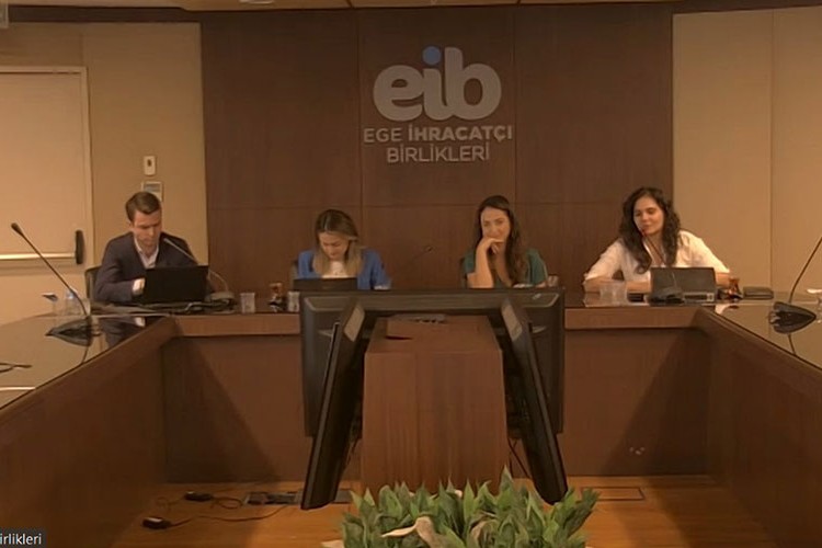 Egeli ihracatçılardan 14 depremzede kadına yardım eli