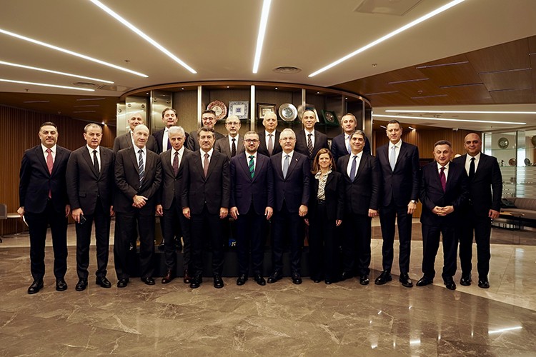 TCMB Başkanı Karahan, TBB Yönetim Kurulu ile bir araya geldi