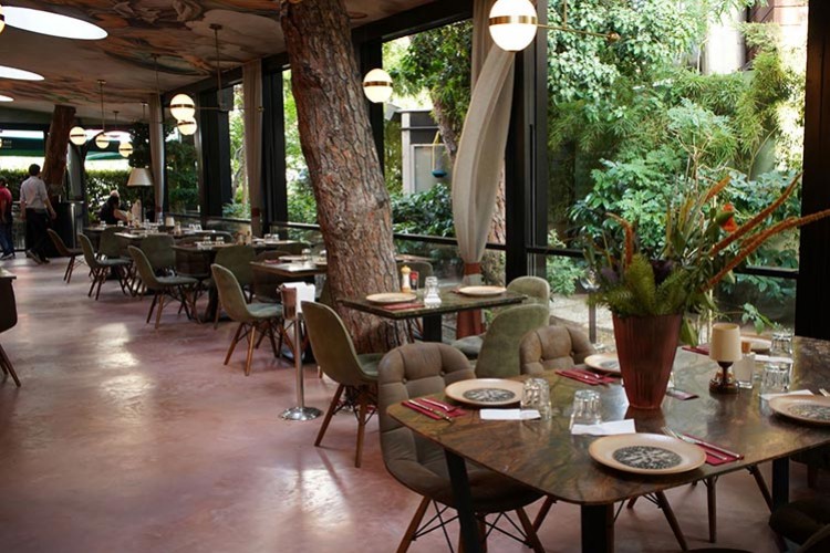 "İtalyan sanatının gücünü duvarlarımıza işledik"