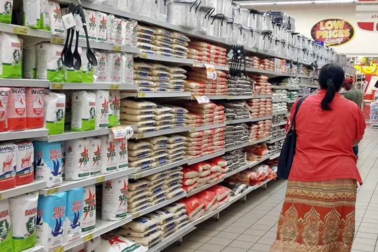 ABD'de tüketici güveni ağustosta beklentileri aştı