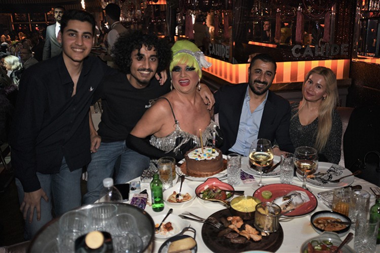 Babalarına sürpriz doğumgünü