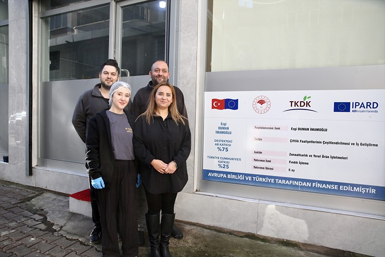 Kurduğu atölyede istihdam sağlıyor