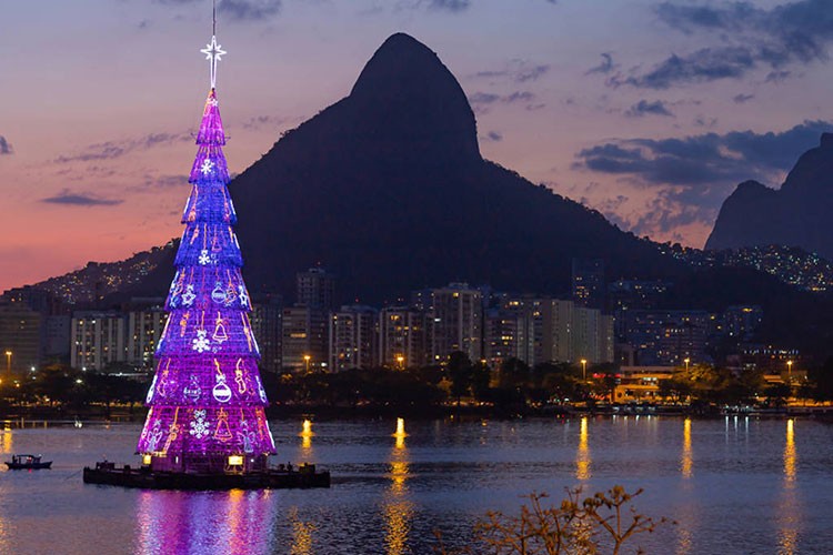 Dünyadaki rengârenk Noel etkinlikleri