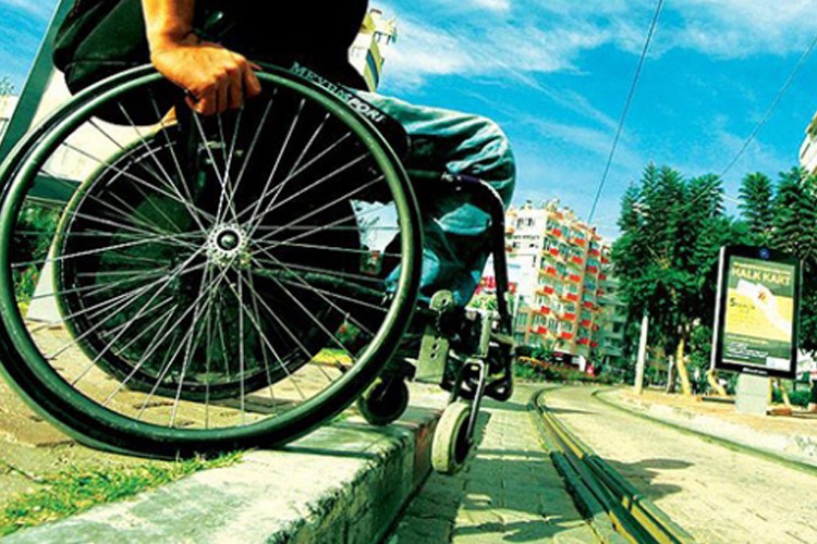 Engellilerin hakları için mücadele ediyoruz!