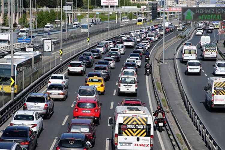 Trafiğe şubatta 136 bin 810 aracın kaydı yapıldı