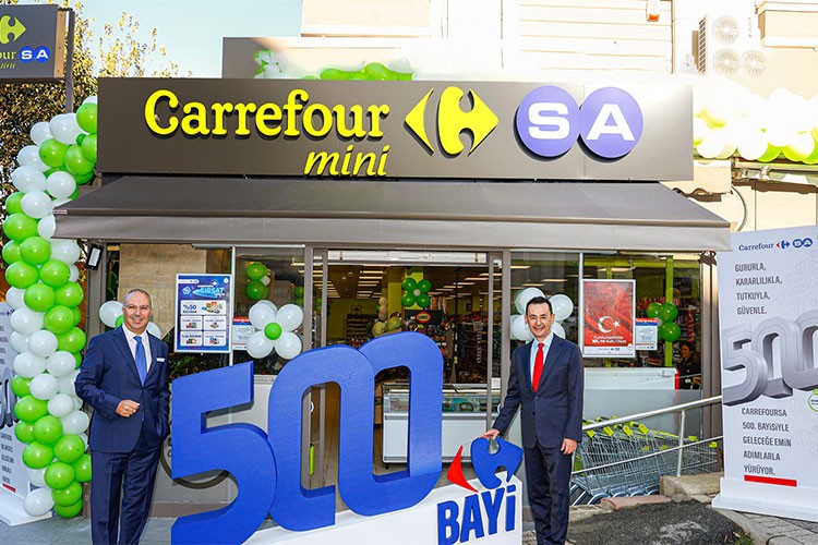 CarrefourSA 500 Bayiye Ulaştı