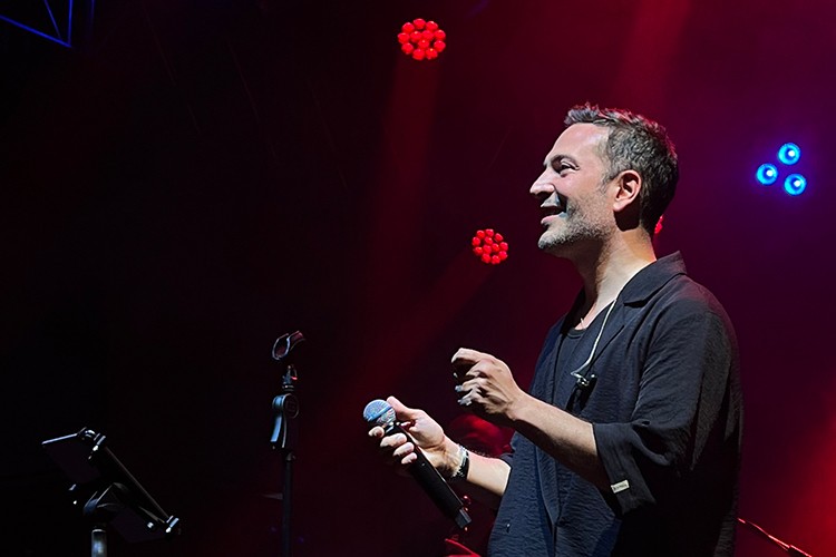 Oğuzhan Koç seyircisine unutamayacakları iki gece yaşattı