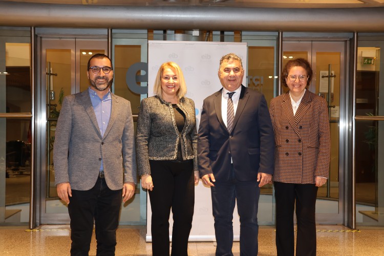 Hazırgiyim ihracatçıları yılın son çeyreğinde toparlanma bekliyor