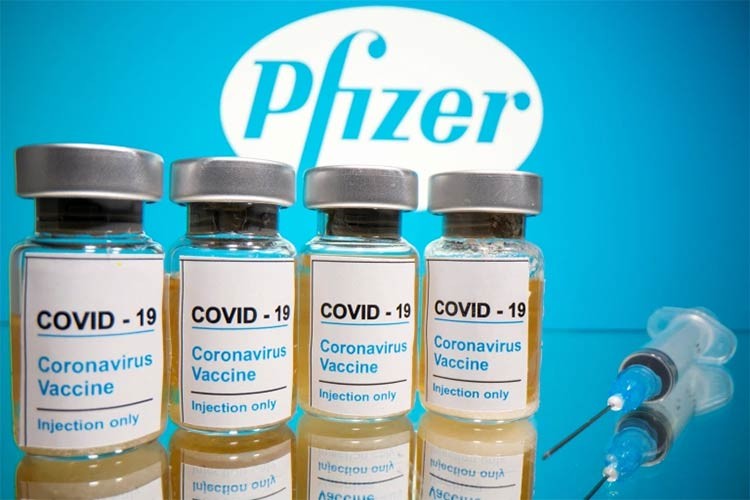 İngiltere Pfizer'in aşısını bu hafta piyasaya sürüyor