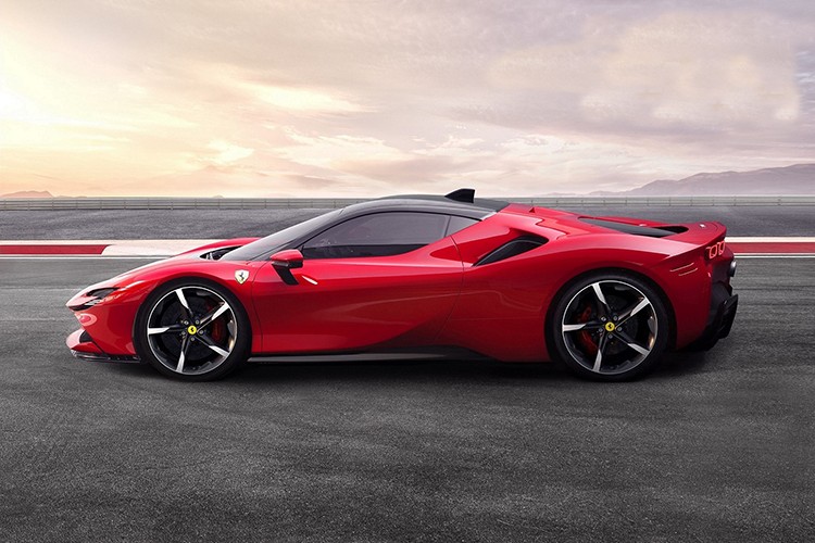 Üç ödülle döndü