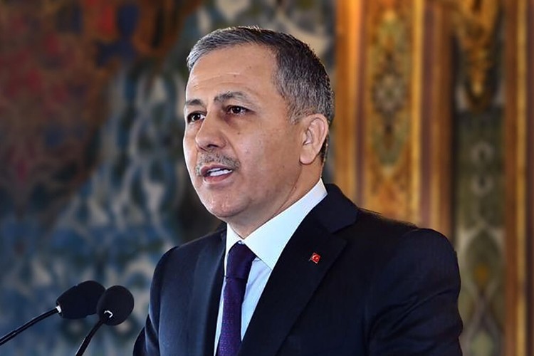 Bakan Yerlikaya, Denizcilik ve Kabotaj Bayramı'nı kutladı